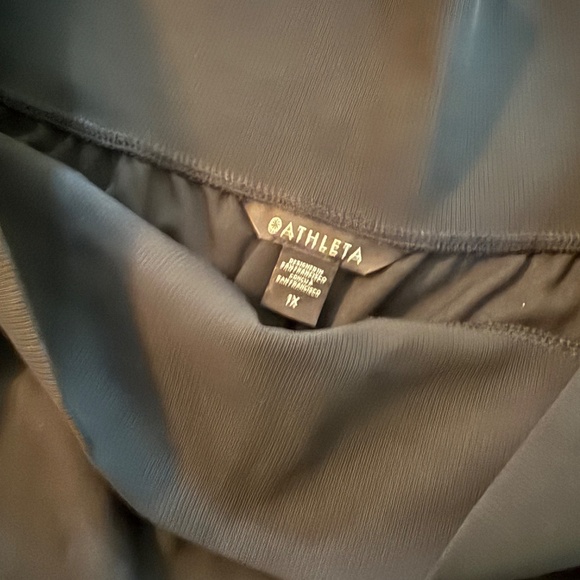 Athleta Black Cargo Joggers - Picture 4 of 4